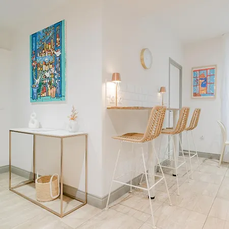 Apartament La Petite Perle Du Suquet, Zone Pietonne Cannes